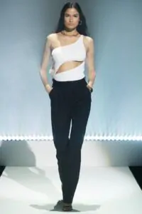 Cut-out xu hướng thời trang dẫn đầu xuân - hè 2021