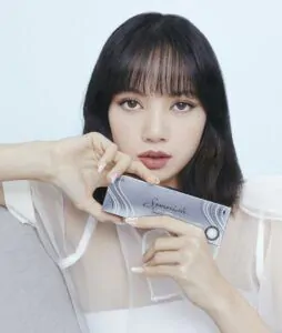 BlackPink trong trẻo tựa nữ thần trong loạt ảnh quảng cáo mới