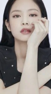 BlackPink trong trẻo tựa nữ thần trong loạt ảnh quảng cáo mới