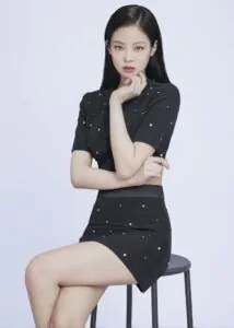 BlackPink trong trẻo tựa nữ thần trong loạt ảnh quảng cáo mới
