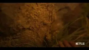 Giữa tin đồn ly hôn, Jeon Ji Hyun xuất hiện bí ẩn trong teaser Kingdom của Netflix.