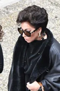 Lady Gaga tái xuất thời thượng làm “góa phụ đen” thuê sát thủ giết chồng trong House Of Gucci