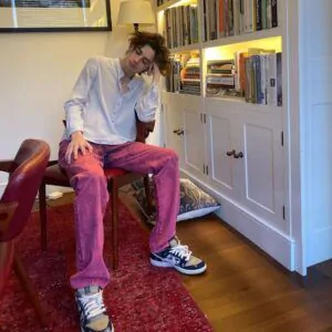 Chàng thơ Timothée Chalamet tự stylist phong cách khiến fan mê mẩn