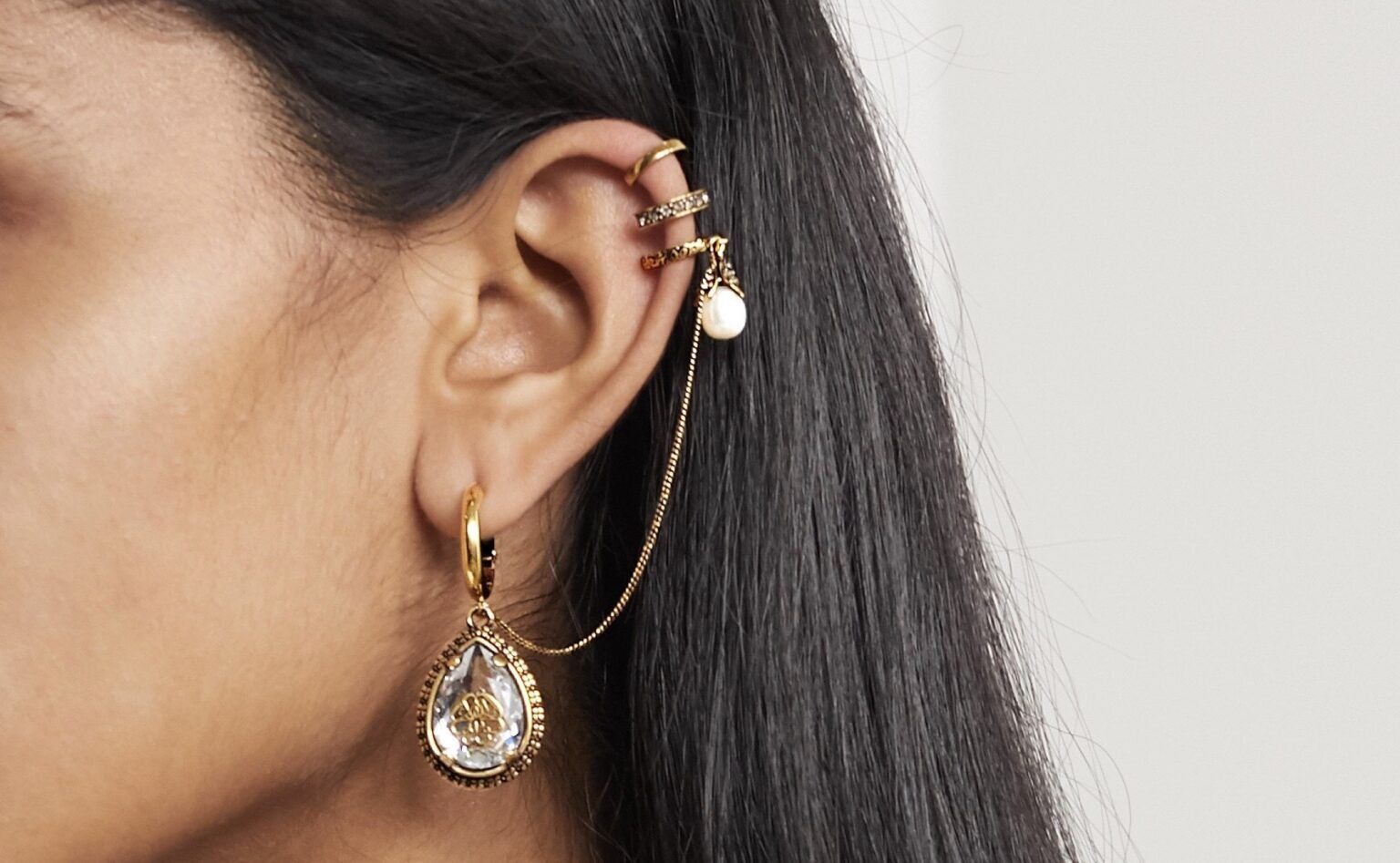 Mách nhỏ 3 cách chọn Ear Cuff - Khuyên vành tai sành điệu cho phái đẹp tăng thêm cá tính  