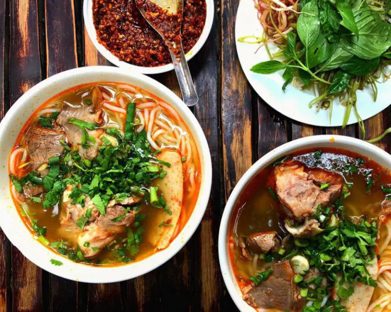 Cách nấu bún bò