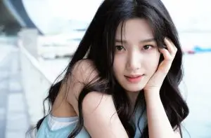 Lư Dục Hiểu: Từ Cô Gái Xuất Thân Gia Đình Bác Sĩ Đến Vai Hồ Tu Xinh Đẹp Gây Sốt Trong Yết Hí