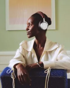 BEOPLAY H100 - “Thính Phòng Đeo Tai” Theo Đuổi Sự Hoàn Hảo