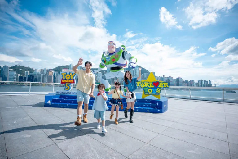 Hồng Kông Ra Mắt Lễ Hội Quy Mô Lớn Mang Chủ Đề Câu Chuyện Đồ Chơi 5 "FOREVER TOYS @ Harbour City"